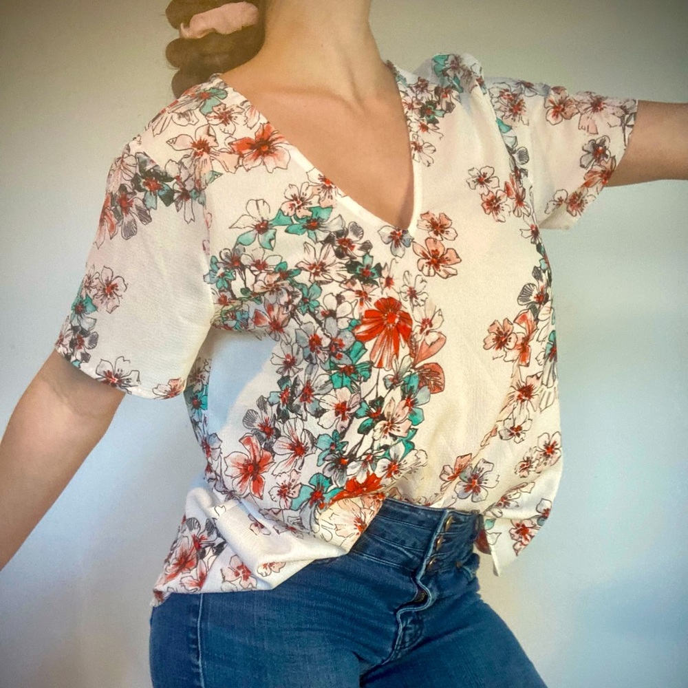 Floral Blouse!!! 💐
